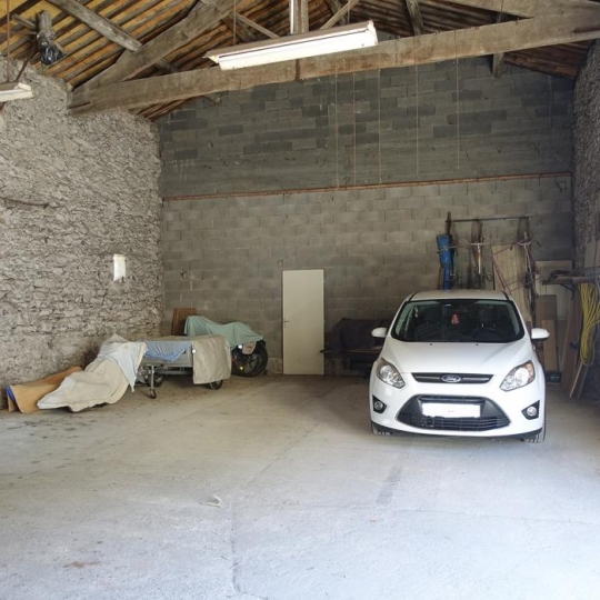 Christophe Gay immobilier : Parking | CLERMONT-L'HERAULT (34800) | 15.00m2 | 50 € 