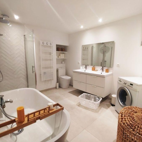  Christophe Gay immobilier : Appartement | LACOSTE (34800) | 77 m2 | 1 100 € 