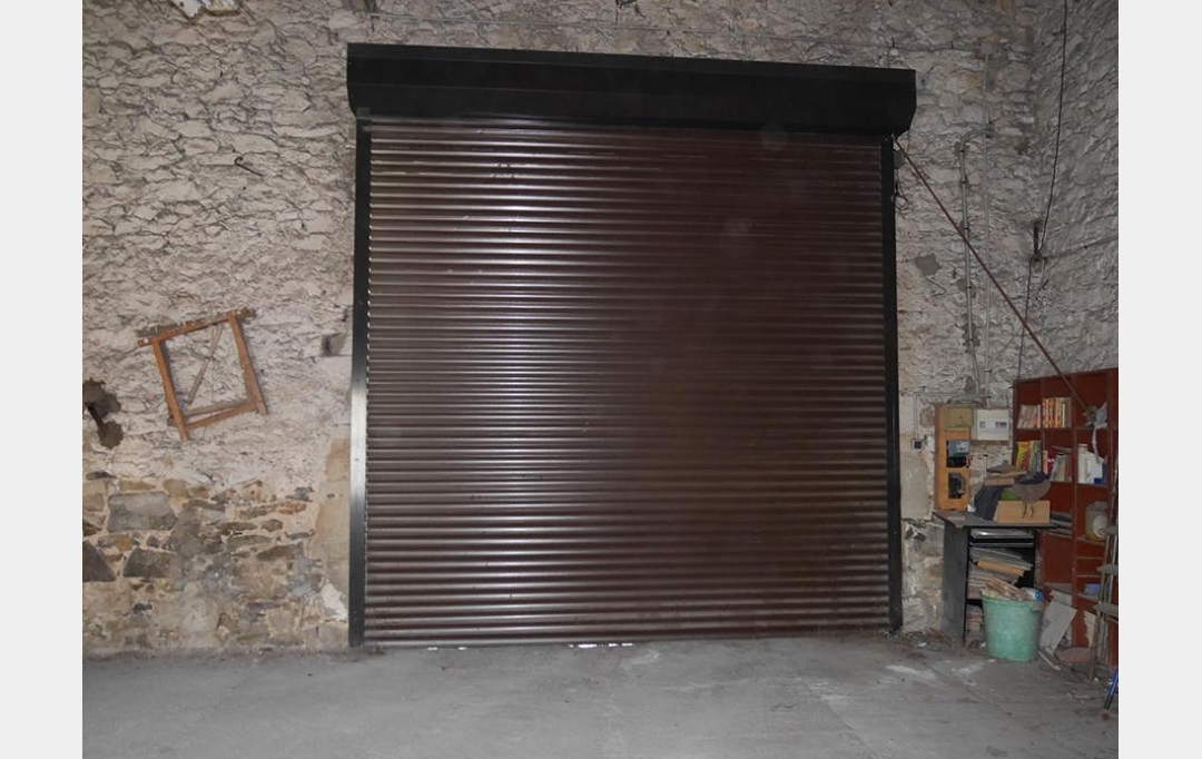 Christophe Gay immobilier : Parking | CLERMONT-L'HERAULT (34800) | 15 m2 | 50 € 