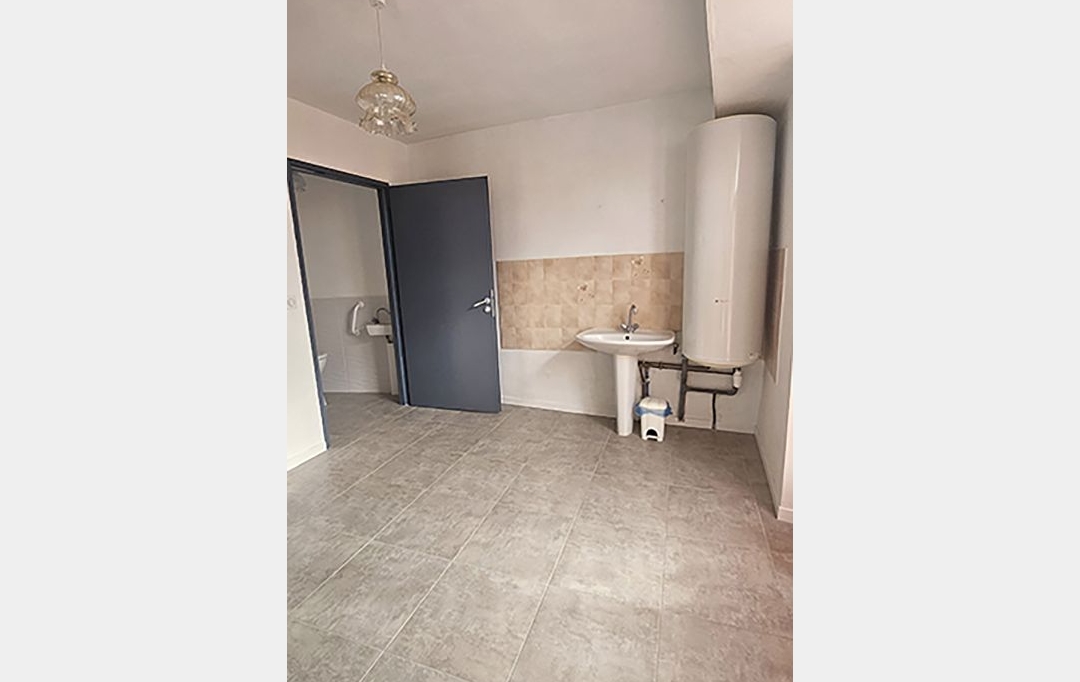 Christophe Gay immobilier : Maison / Villa | MONTPEYROUX (34150) | 129 m2 | 1 100 &euro; 