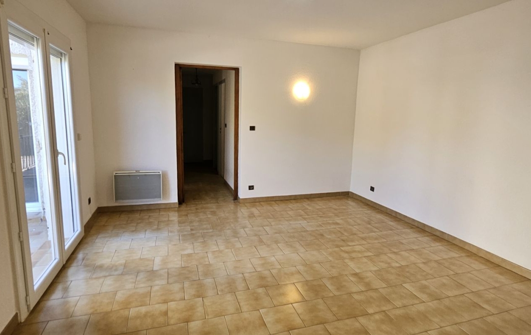 Christophe Gay immobilier : Maison / Villa | SAINT-JEAN-DE-FOS (34150) | 72 m2 | 667 &euro; 