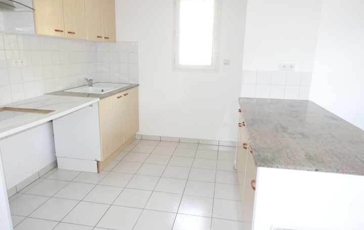  Christophe Gay immobilier Appartement | LODEVE (34700) | 59 m2 | 626 € 