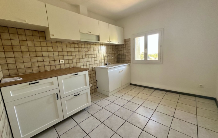 Appartement P3 GIGNAC 68 m2 730 € Appartement P3 GIGNAC 68 m2 730 €