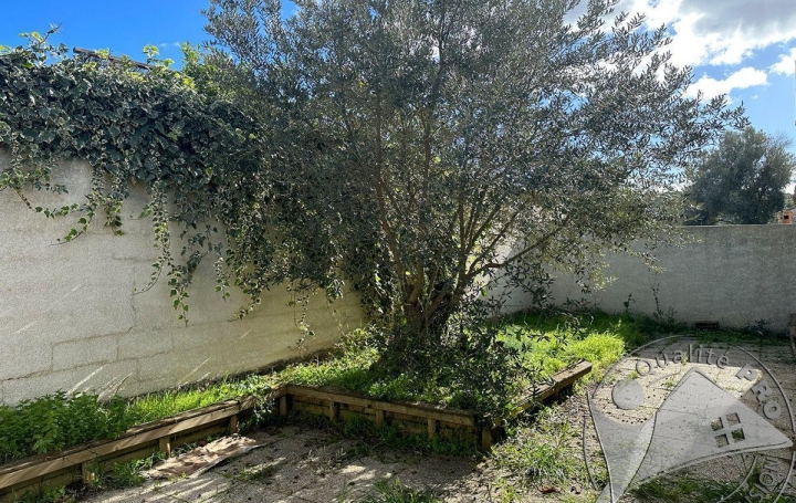Appartement P4 ANIANE 83 m2 221 500 € Appartement P4 ANIANE 83 m2 221 500 €